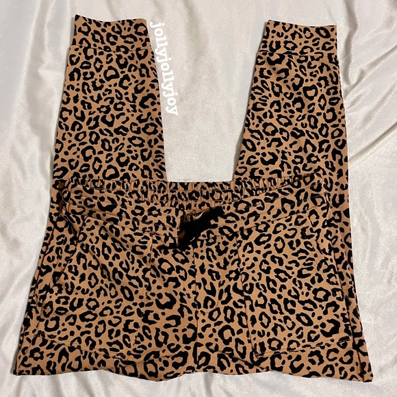SET: Torrid Super Soft Fleece Leopard Raglan Sweatshirt/Jogger 1X - Picture 12 of 16